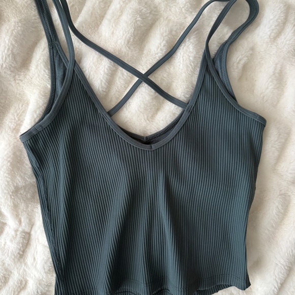 Vuori tank top - Picture 2 of 3